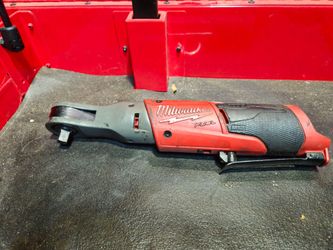 3/8 Milwaukee m12 fuel ratchet