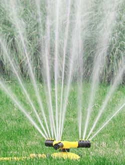 Automatic Rotating Water Sprinkler 