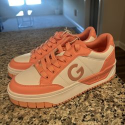 GBG Los Angeles Sneakers For Women Size 9 1/2.
