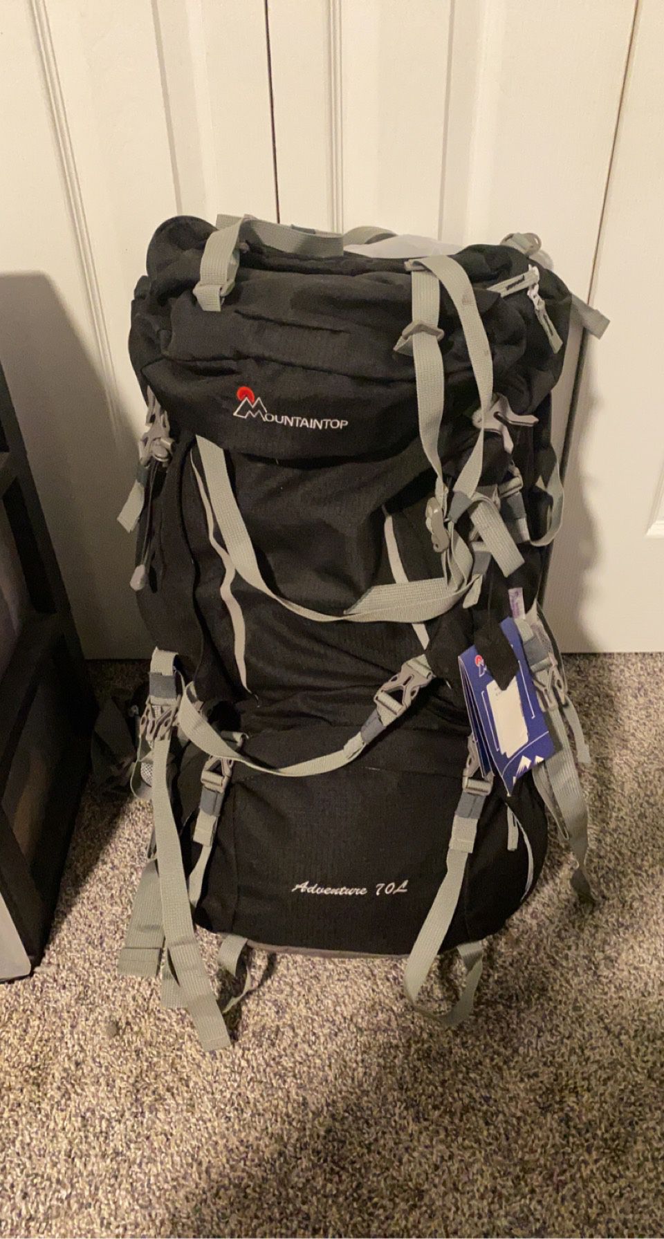Mountaintop Hiking Pack