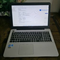 ASUS Laptop – Intel Core i3 – 4GB RAM – 240GB SSD – Needs Battery