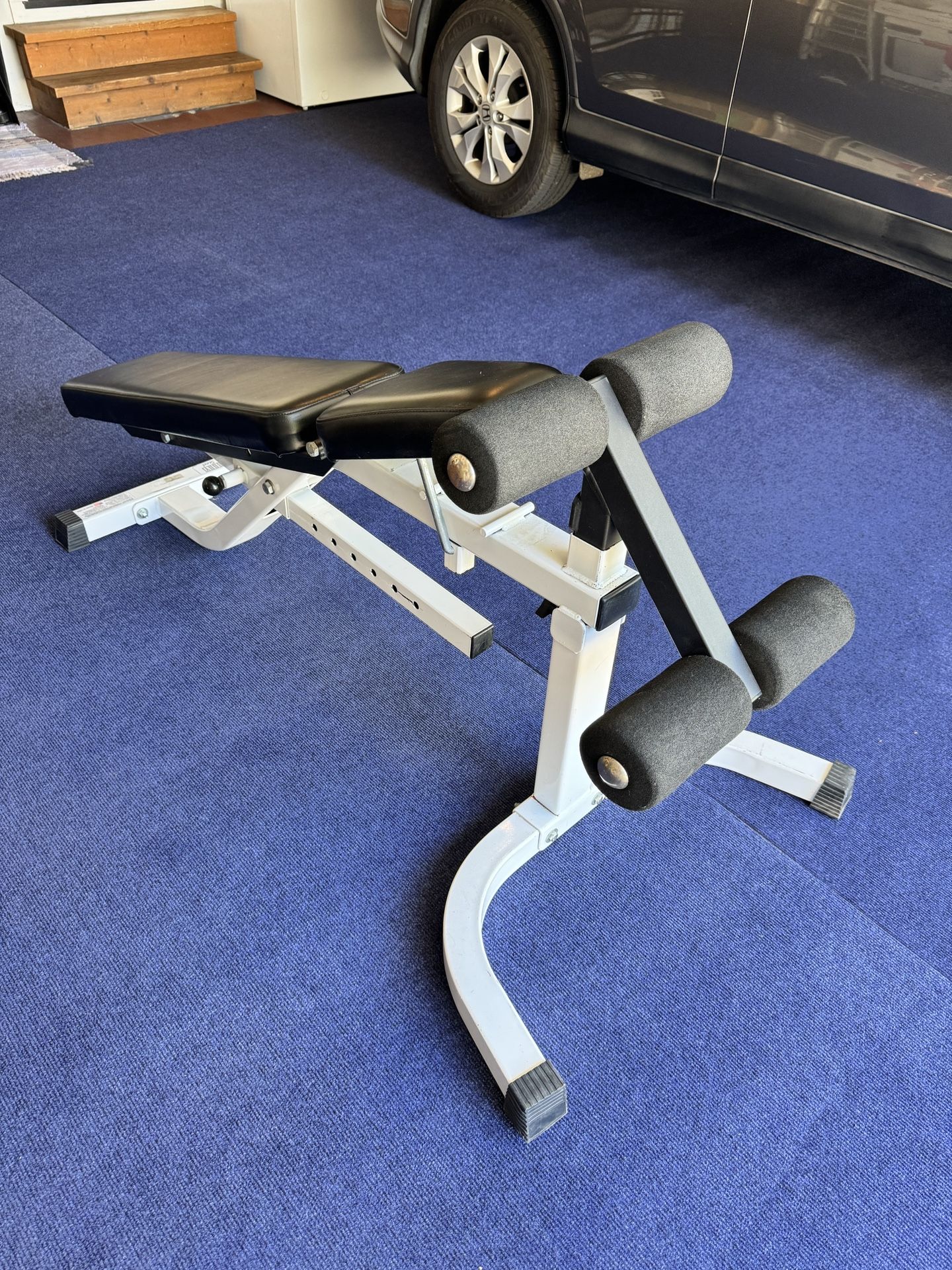 Parabody weight bench with attachments for Sale in Walnut Creek CA OfferUp
