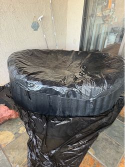 Two person inflatable spa