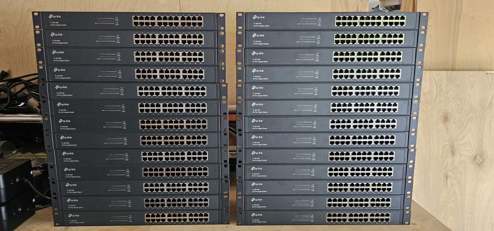 26x TP Link Gigabit Network Switches