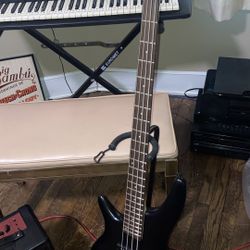 Ibanez Lefty Bass Guitar And Vox Amp