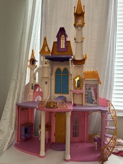 Disney Princess Ultimate Celebration Castle