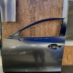2014 2015 2016 2017 2018 MAZDA 3 LEFT FRONT DOOR OEM USED 