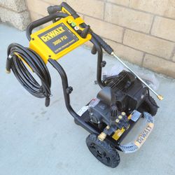 Dewalt 3000psi Electric Pressure Washer/ AAA Triplex Pump 