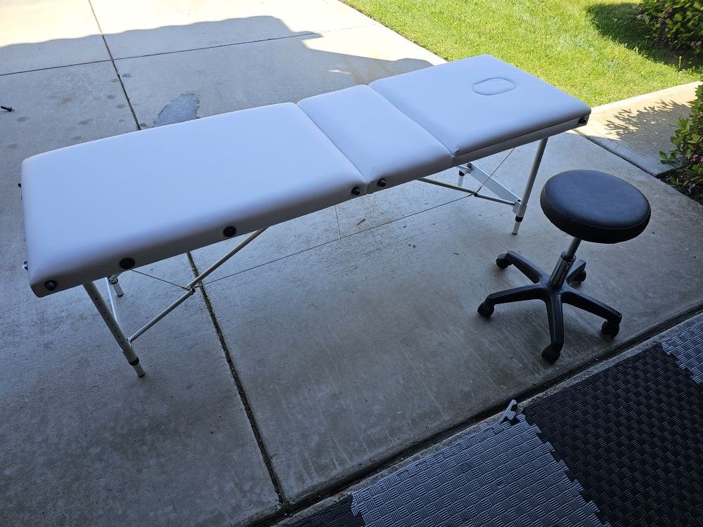 Massage/eyelash Table and Chair