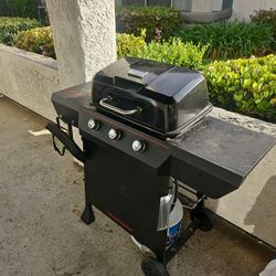 Propane Grill With  Propane Tank 