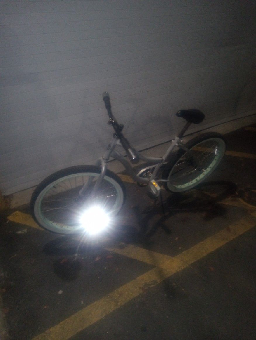 HUFFY. ALUMINIO. RIN 24