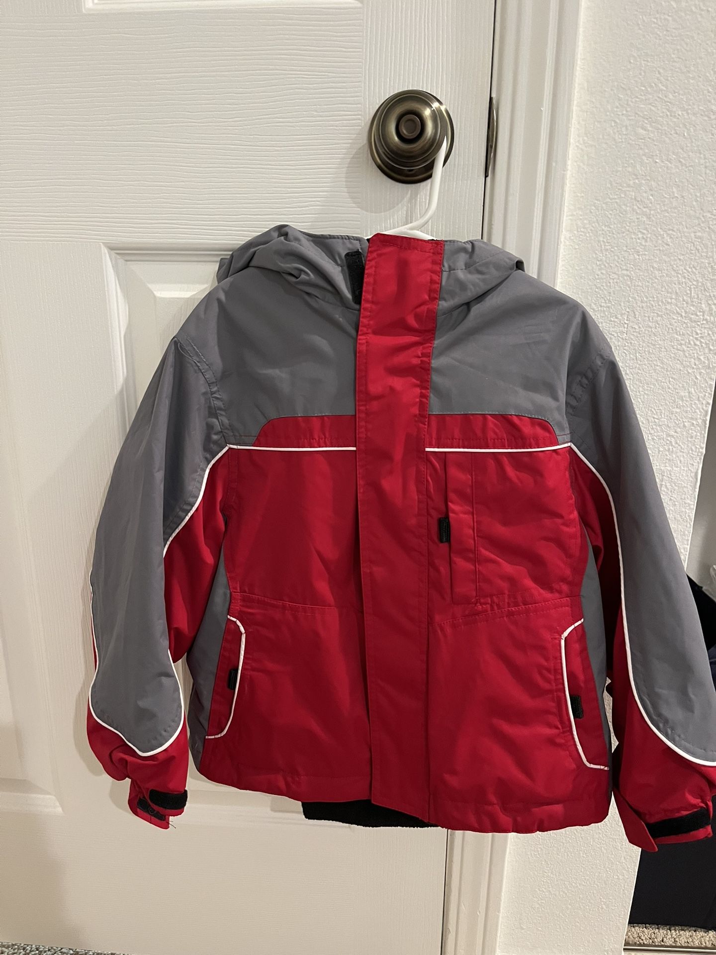 Red Jacket Boys XS 4/5