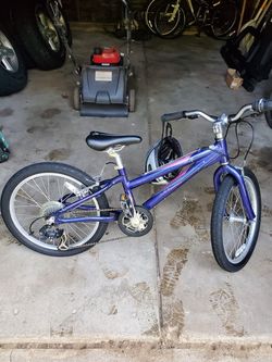 Girls bike