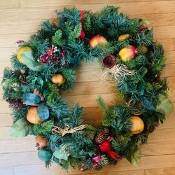 Large 26” Exquisite Holiday Wreath