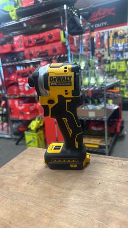 DEWALT 20V Cordless Compact Impact Driver (TOOL ONLY)