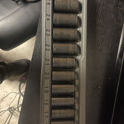 Snap On Mid 1/2 Impact Socket Set 