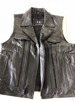 Leather King med. womens riding leather vest.
