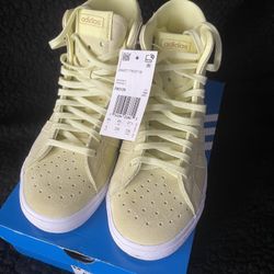 Adidas Basket Profi W   Size 6 