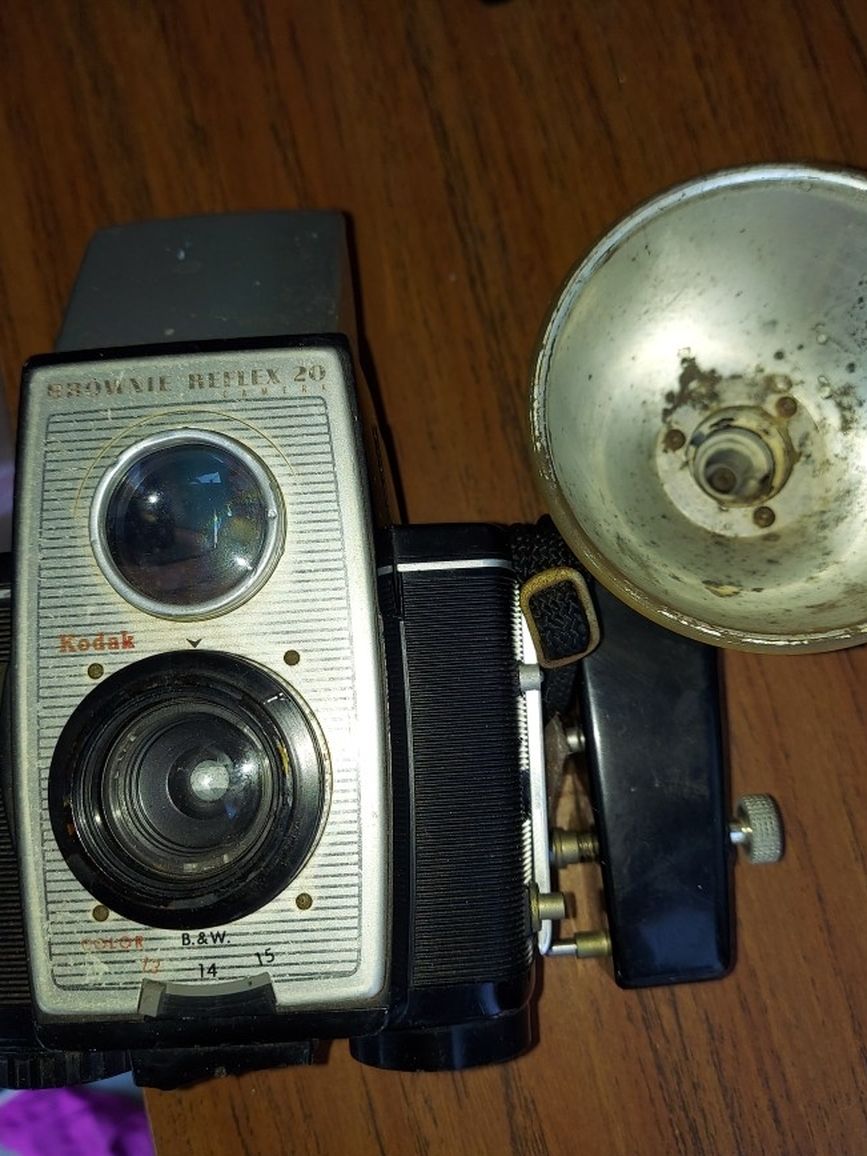 Kodak Brownie Reflex 20 Camera Vintage 