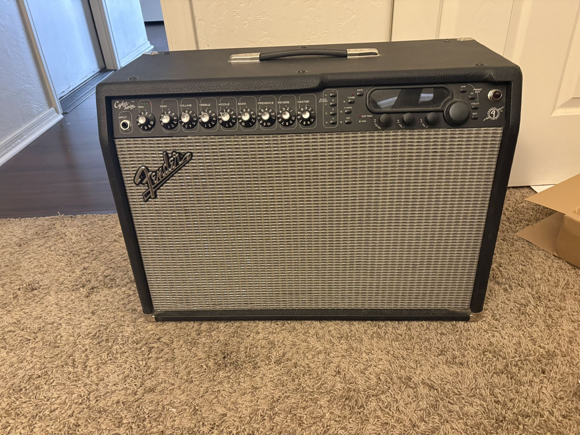 Fender Cyber Twin PR 393