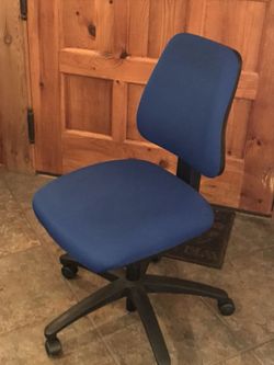 Office chair. Royal blue (Tampa Bay Lightning color. Excellent, no scuffs/tears.
