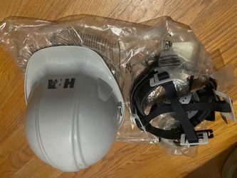 Eaton White Hard Hat with Suspension
