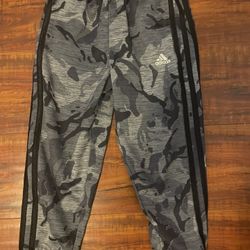 Kids Adidas Sweats 
