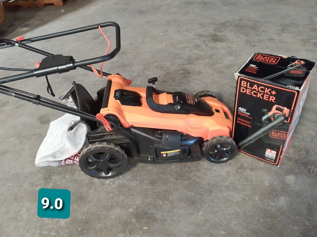 Black and Decker cordless lawn mower 40v and blower and vacuum