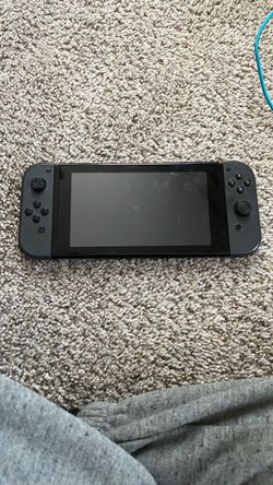 Nintendo switch (LOOK AT DESCRIPTION)