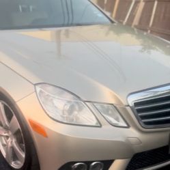 E350 Mercedes-Benz