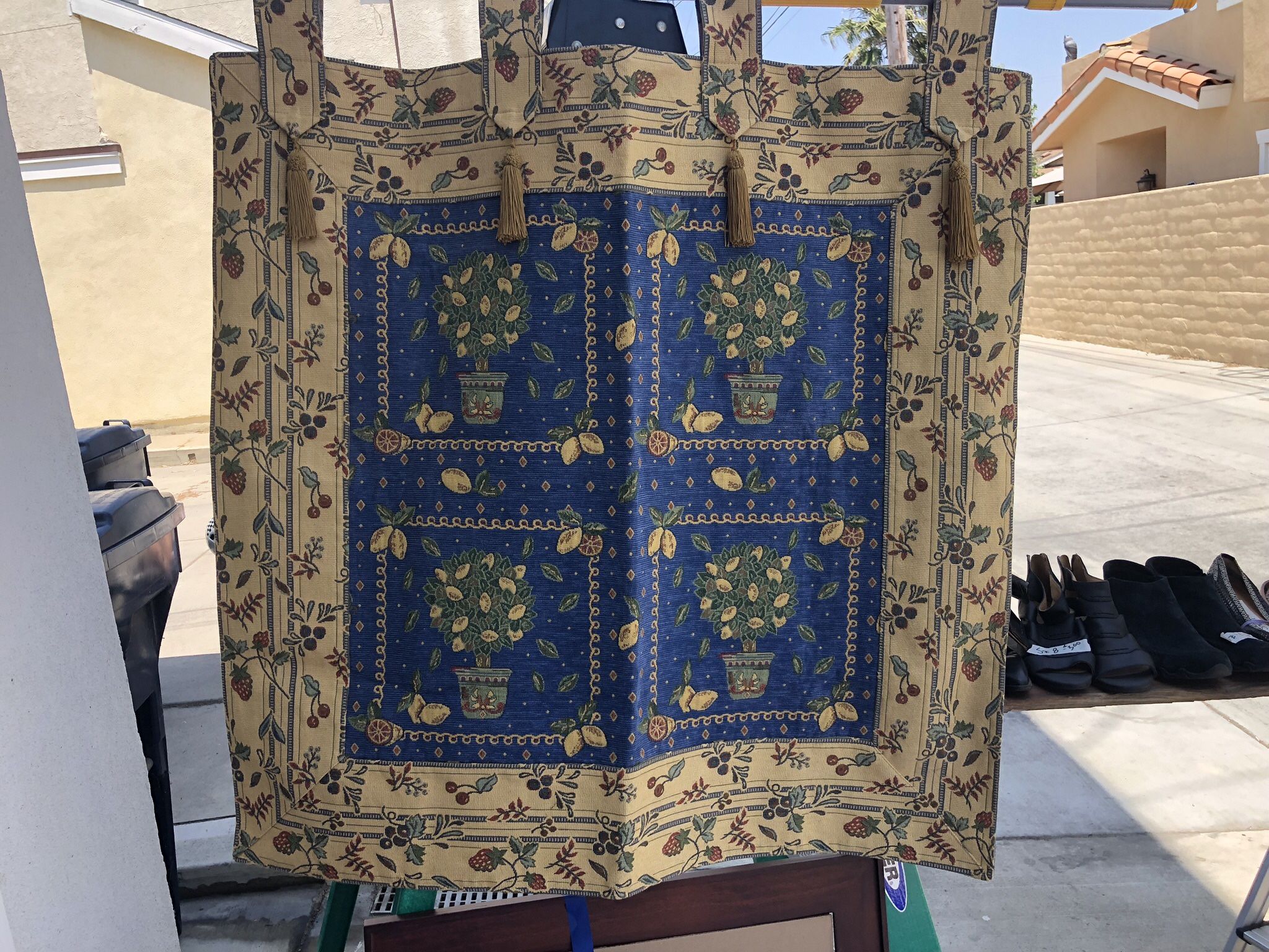 Wall Tapestry - Beautiful Blue & Gold
