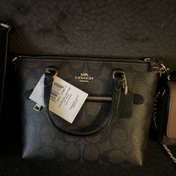 Small Coach Crossbody 