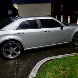 2008 Chrysler 300