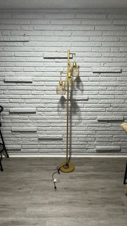 Triple lamp