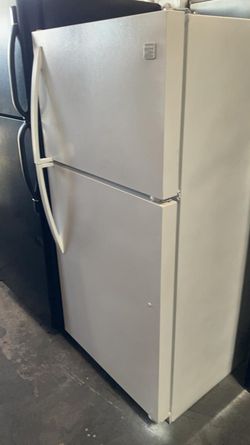 Kenmore Top Mount White Refrigerator
