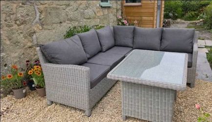 Outdoor Rattan Corner Sofa Set with Table