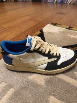 Travis Scott Jordan 1’s