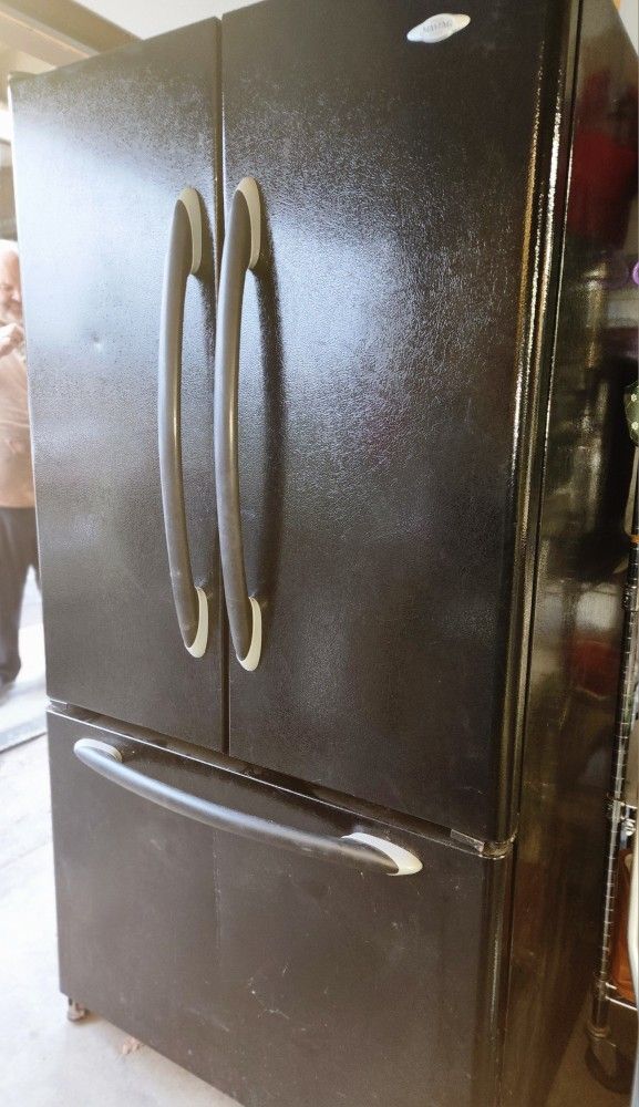 Maytag black 25 cu ft bottom freezer refrigerator water/ice