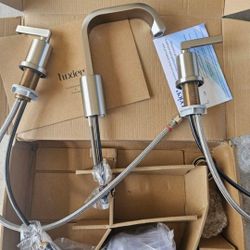 New LUXIER Contemporary 8" Widespread Bathroom Faucet w/Pop-Up Drain-Brushed Nickel.