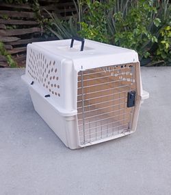Pet Carrier Smaller Dog or Cat 16" W X 23 1/2" Long X 15" T