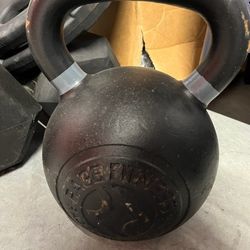 100 Lb Kettlebell 