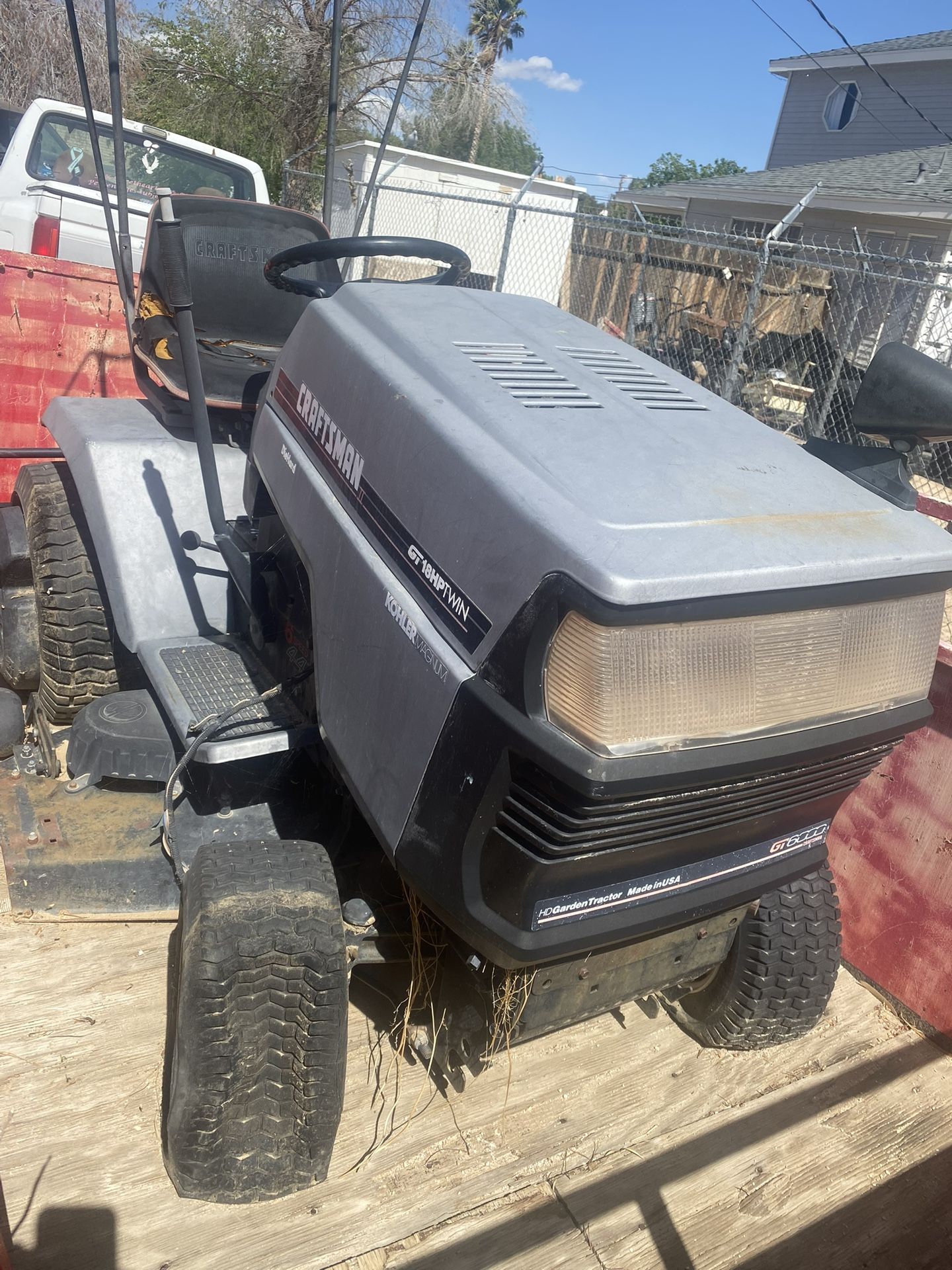 Craftsman 18 Hp Garden Tractor With Attachments 