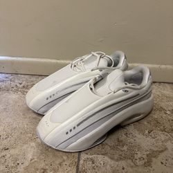 Men's Adidas Mad IIInfinity 003 Basketball Shoes / White Grey / IH2811 / Sz 10/10.5