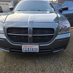05 Dodge Magnum Sxt