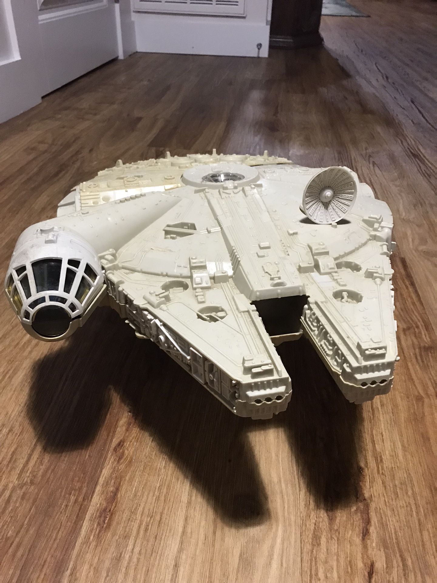 Star Wars Vintage Kenner Millenium Falcon 1979