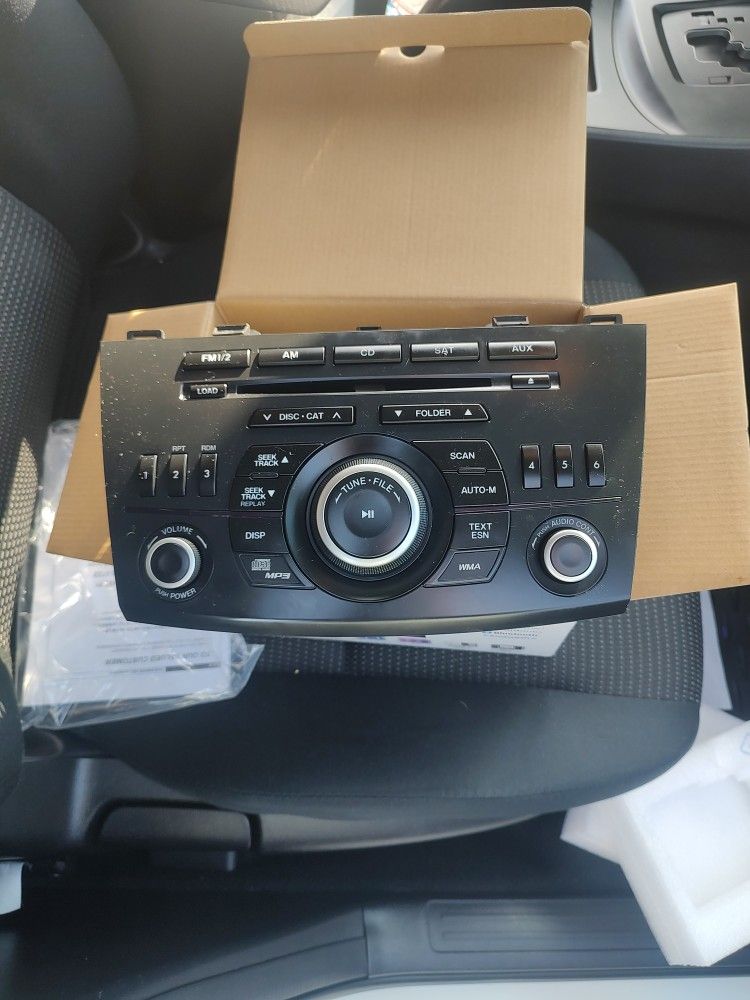 Free 2012 Mazda 3 Stock Stereo Radio With CD Free