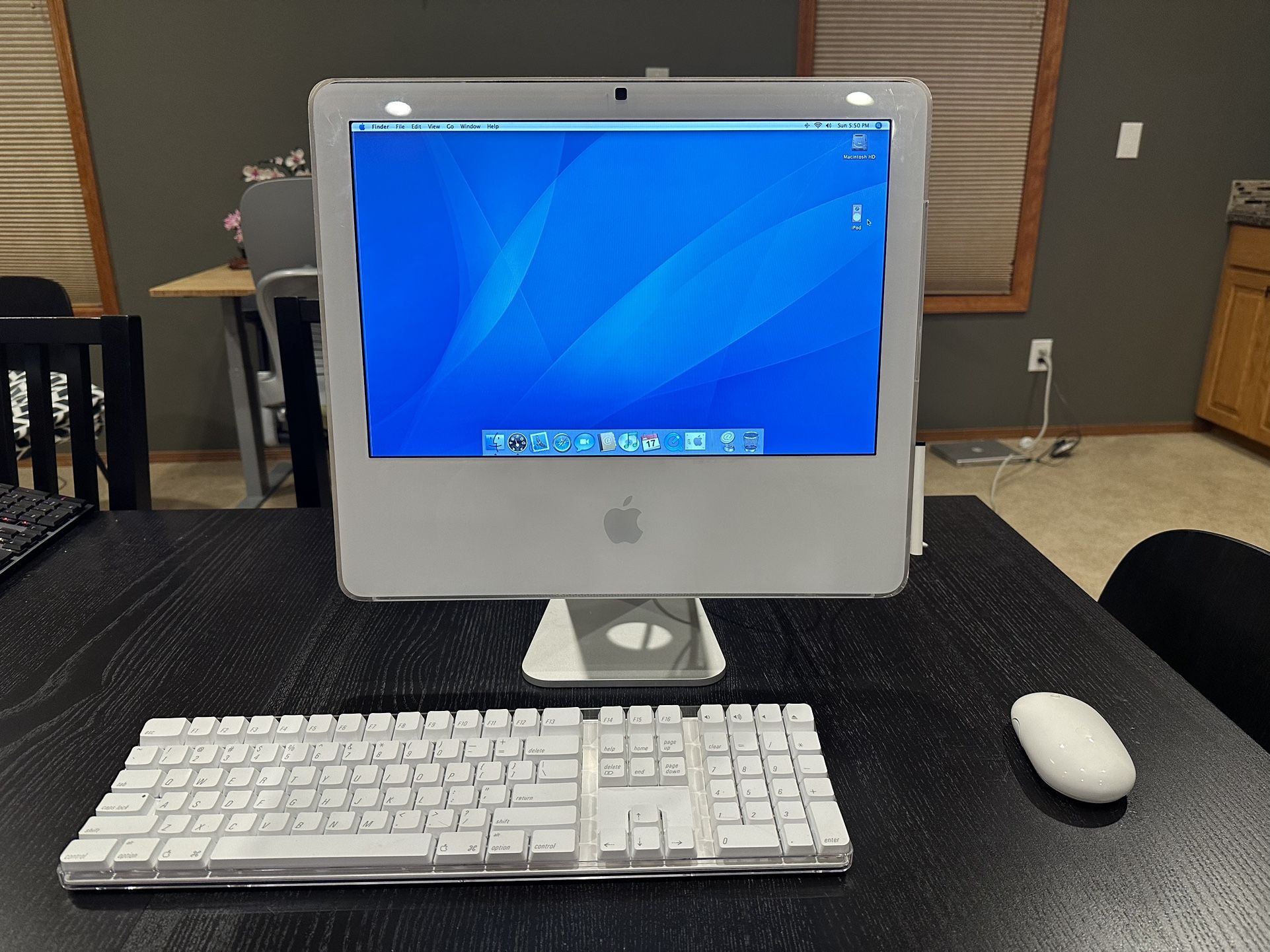 17” iMac G5 1.9GHZ iSight