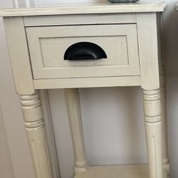 End Table - Naturally Distressed