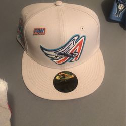Angels Fitted Size7 