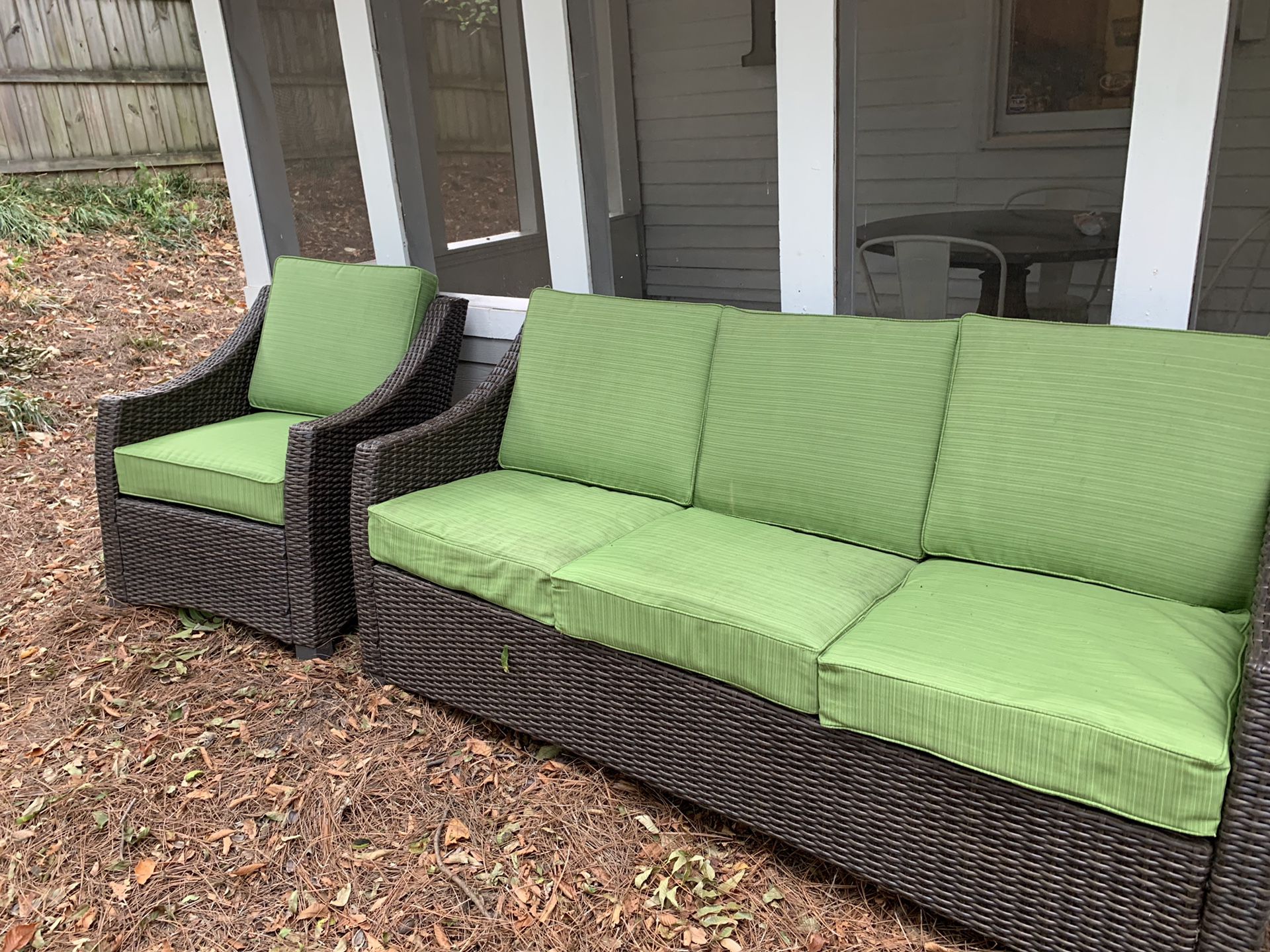 Like new outdoor furniture